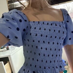 Cute puff sleeve top